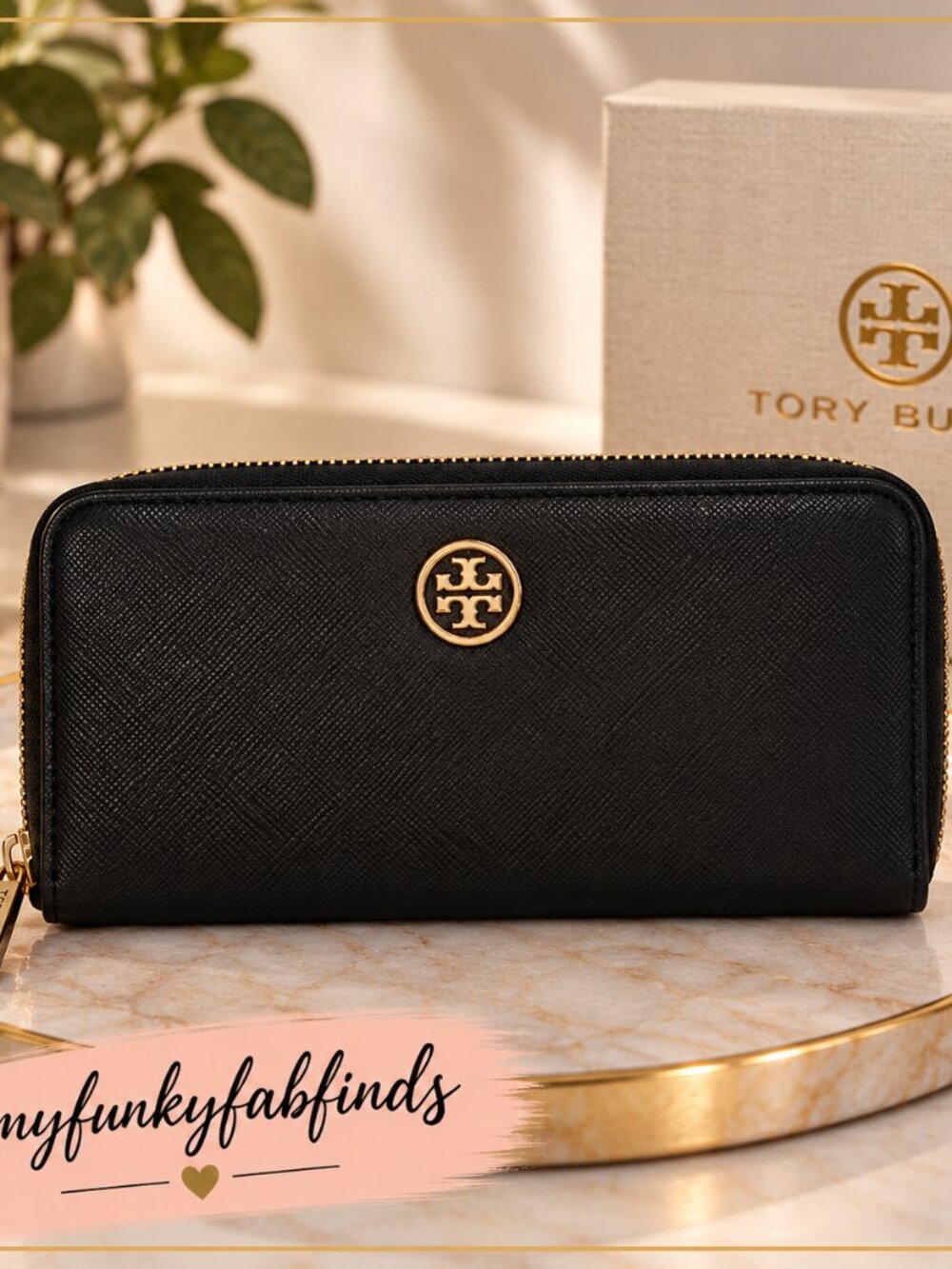 Tory Burch VTG Robinson Zip-Around Continental Wallet - Black Saffiano Leather